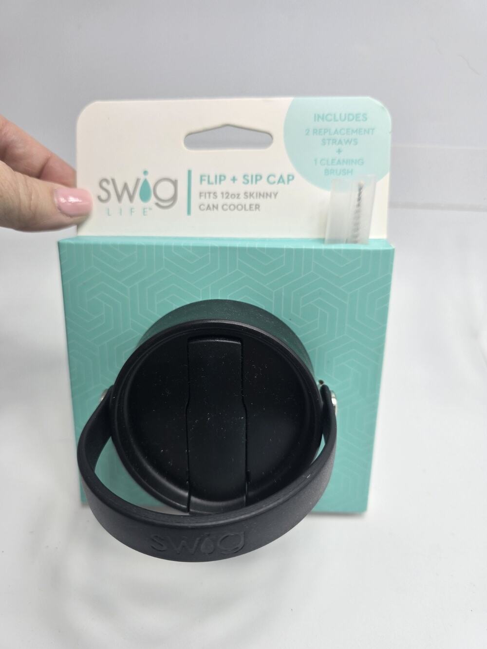 New Swig Life Flip & Sip Compatible 12oz Skinny Can Cooler